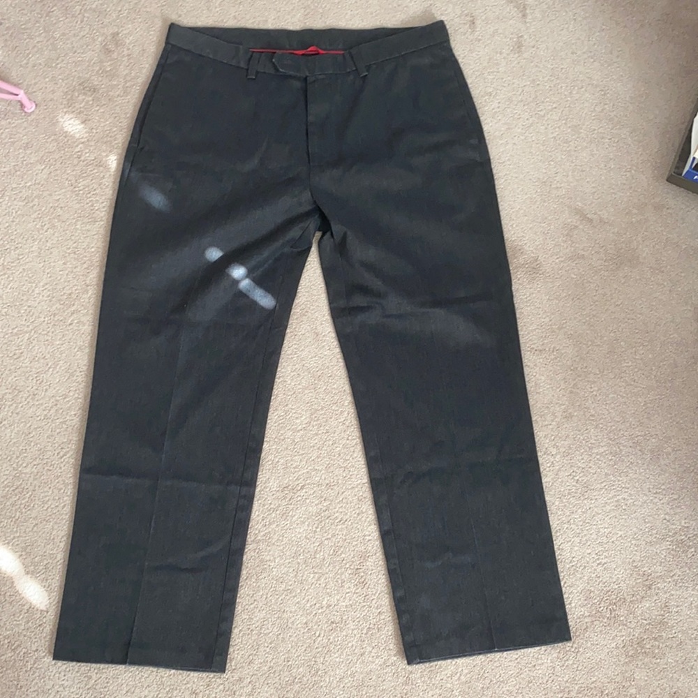 Men’s haggar grey straight fit pants size 38/30